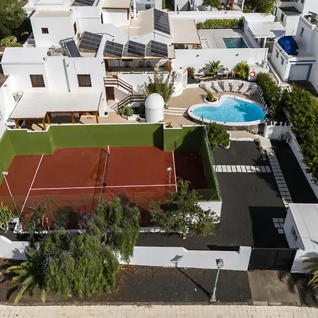Careva 2 - Vipvipvillas * Costa Teguise