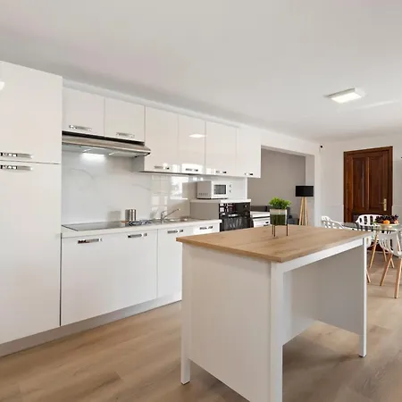 Careva 2 - Vipvipvillas Villa Costa Teguise