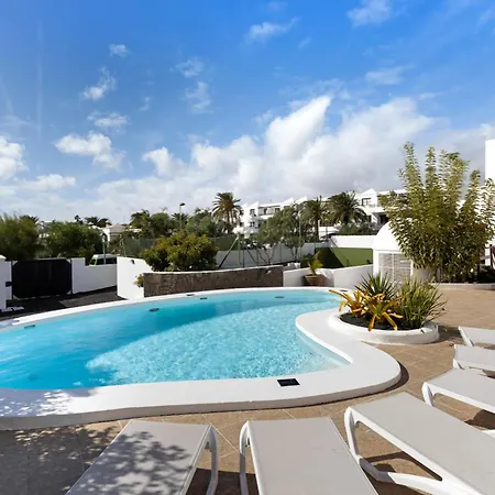 Careva 2 - Vipvipvillas * Costa Teguise